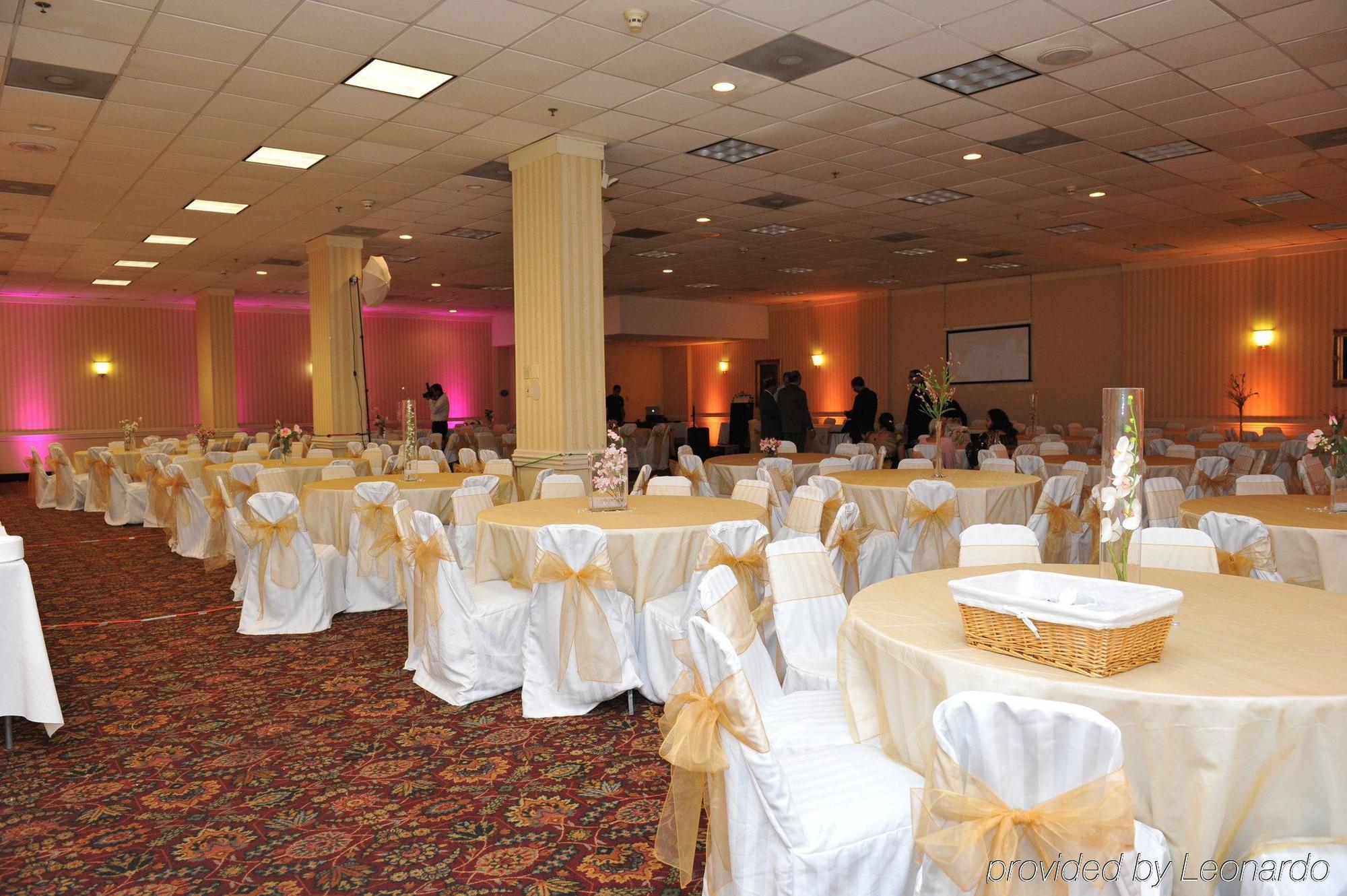 Quality Inn And Suites Conference Center Richmond Bekvämligheter bild