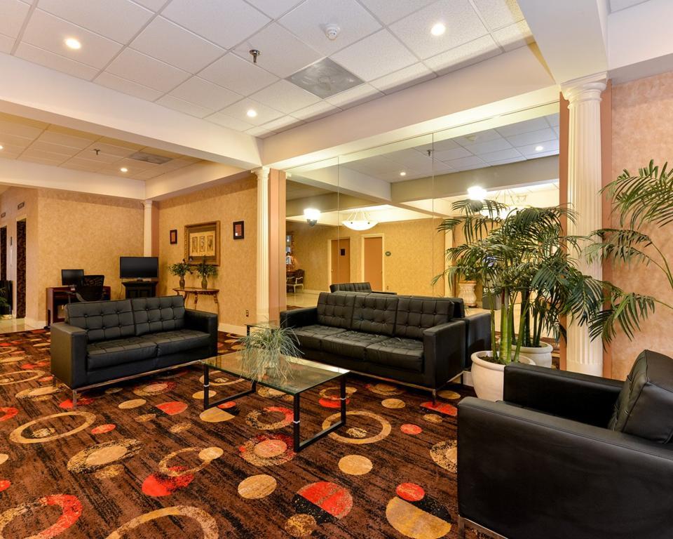 Quality Inn And Suites Conference Center Richmond Exteriör bild