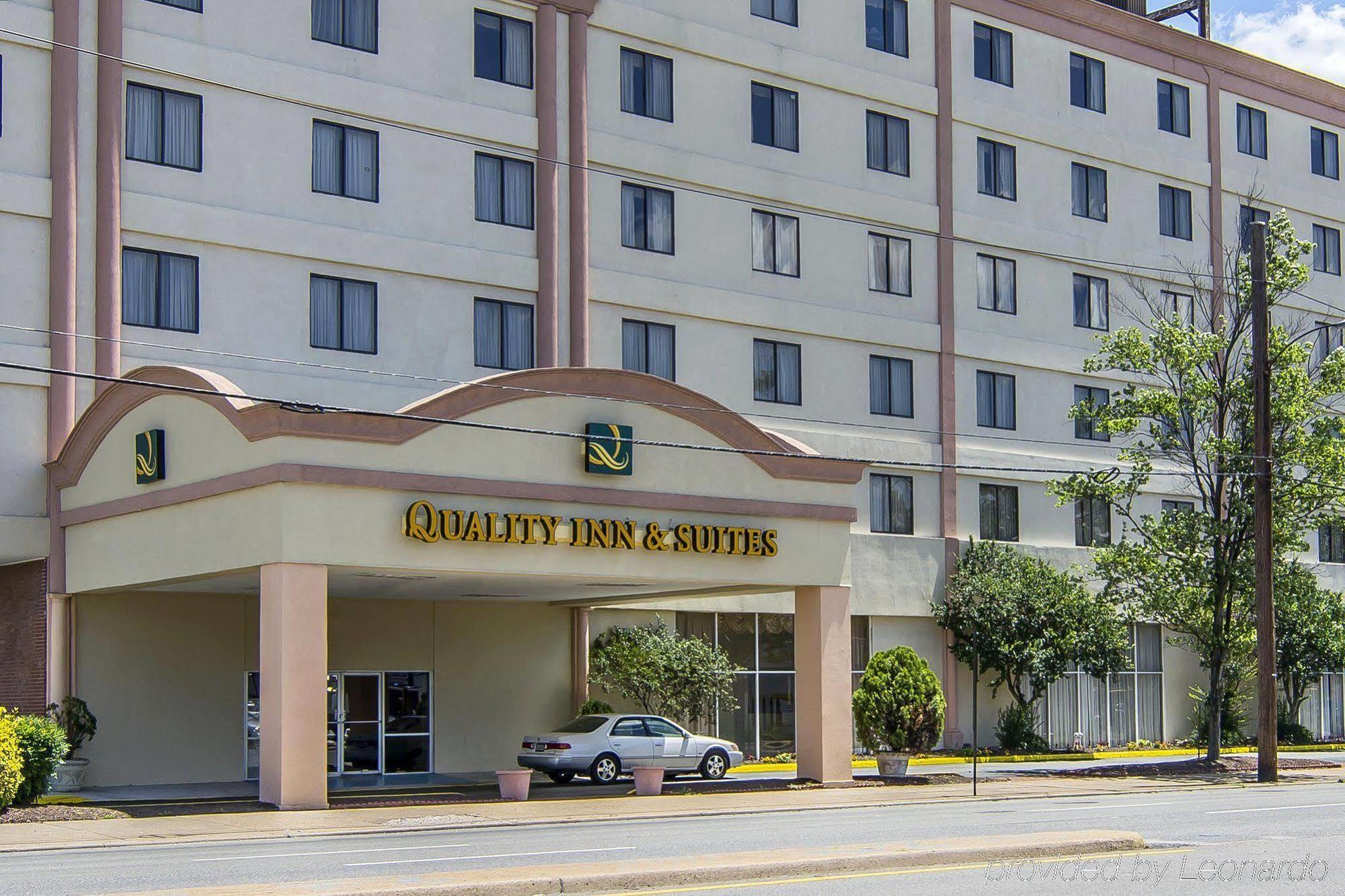 Quality Inn And Suites Conference Center Richmond Exteriör bild