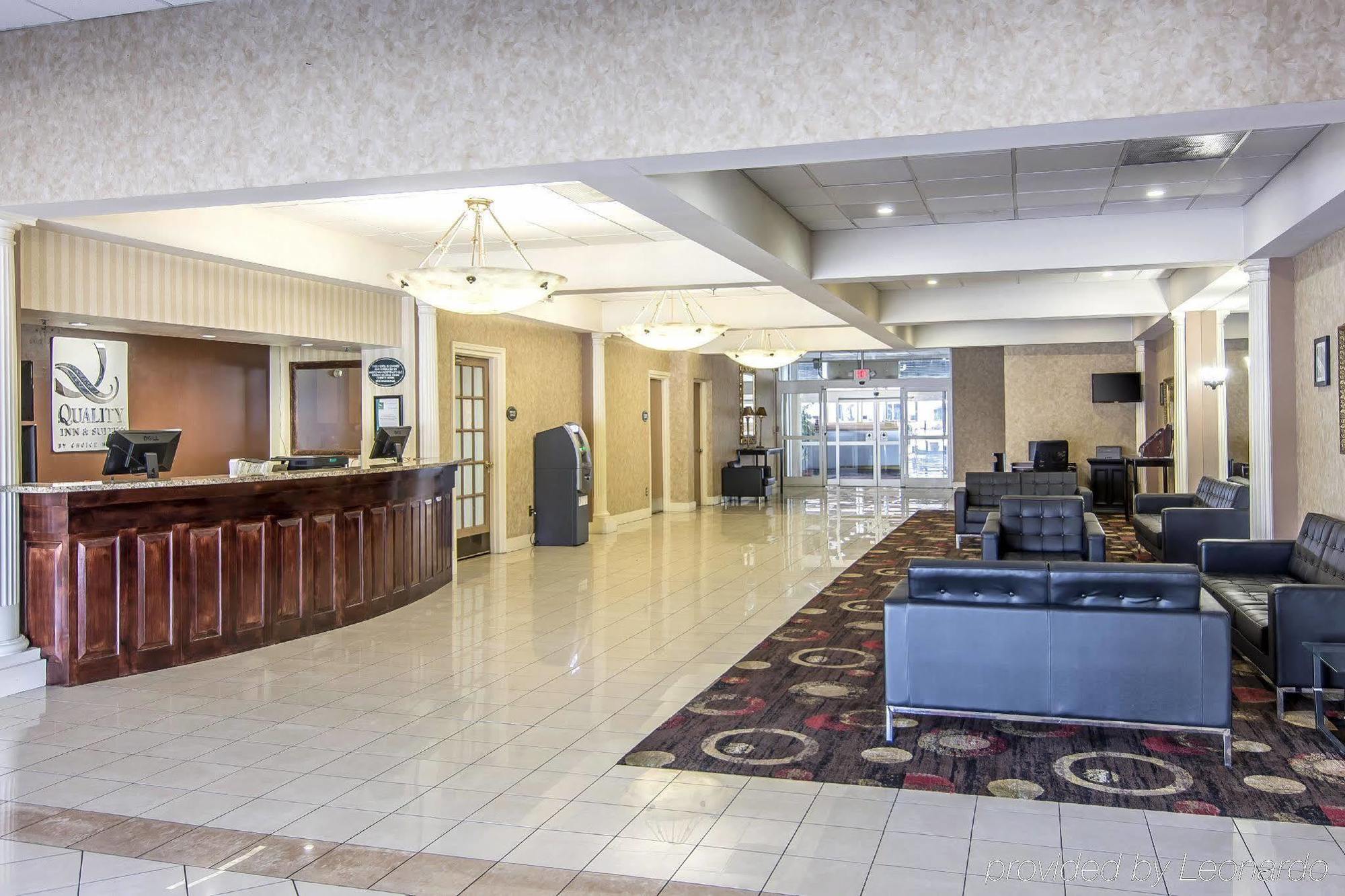 Quality Inn And Suites Conference Center Richmond Exteriör bild
