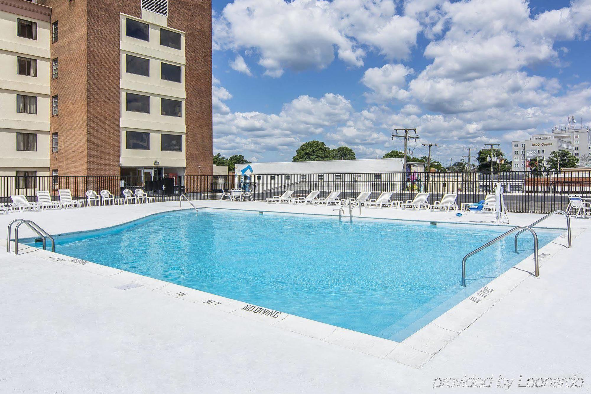 Quality Inn And Suites Conference Center Richmond Exteriör bild